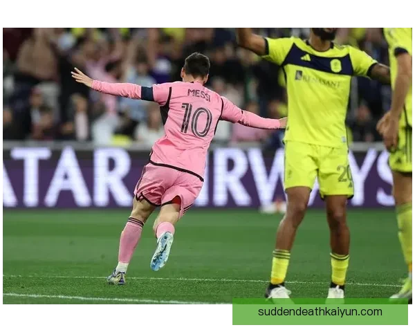 梅西近期表现稳健，世界波进球集锦引发广泛关注。